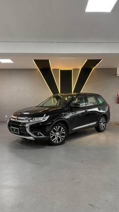 MITSUBISHI OUTLANDER 2.0 16V GASOLINA 4P AUTOMÁTICO MITSUBISHI OUTLANDER 2.0 16V GASOLINA 4P AUTOMÁTICO